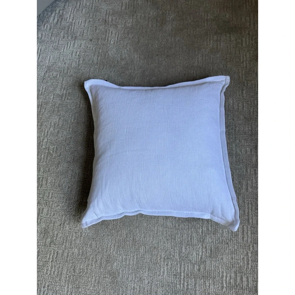 Ralph Lauren Flora Waffle Weave White  Decorative Pillow 20x20